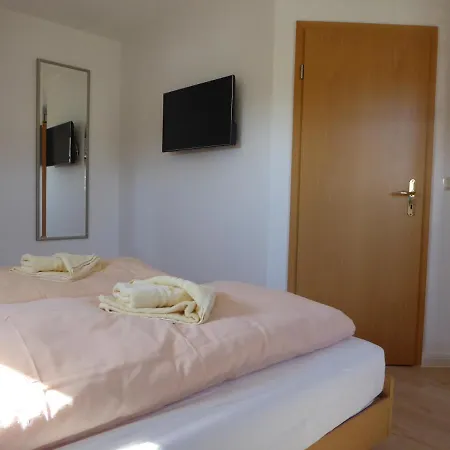 Reetdachhaus Holunder 3, 6 Personen, Kamin, W-lan *